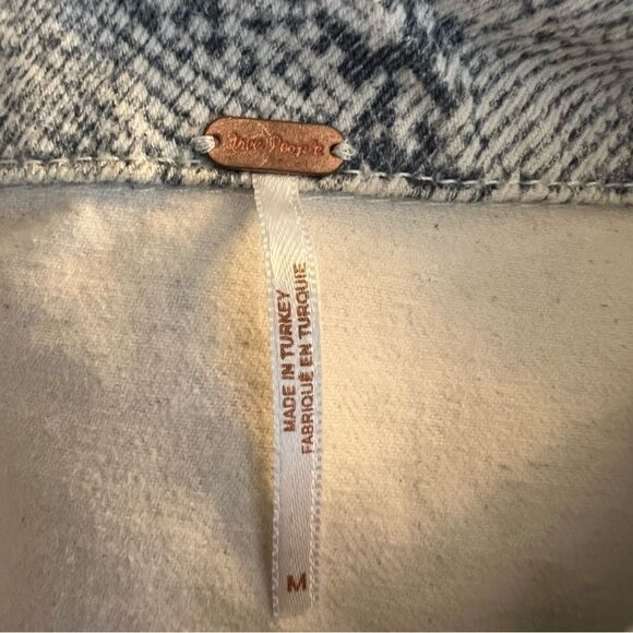 Anthropologie Free People Snake Print Denim Trucker Jacket - Picture 8 of 9